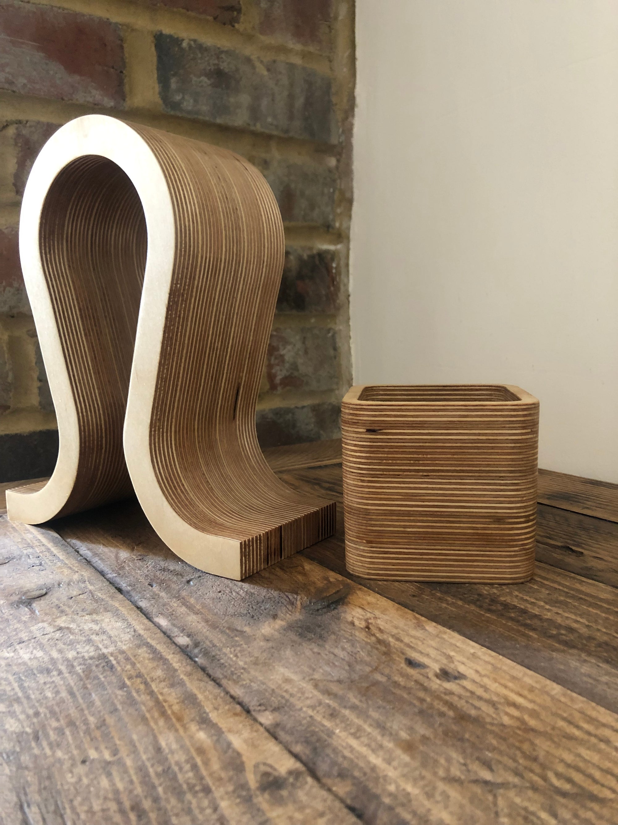 Baltic Birch Plywood Headphone Stand and Pencil Holder Set WillowTree